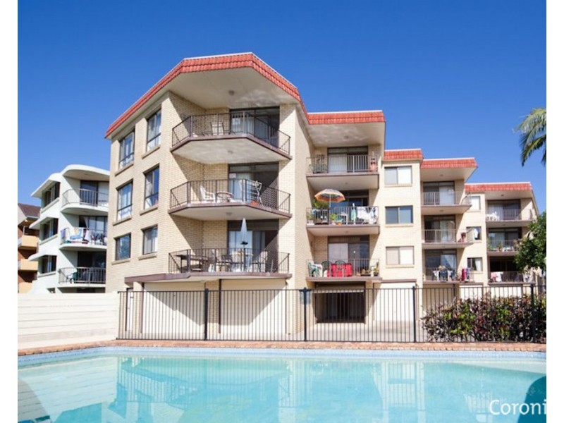 9/13 Landsborough Parade, Golden Beach QLD 4551