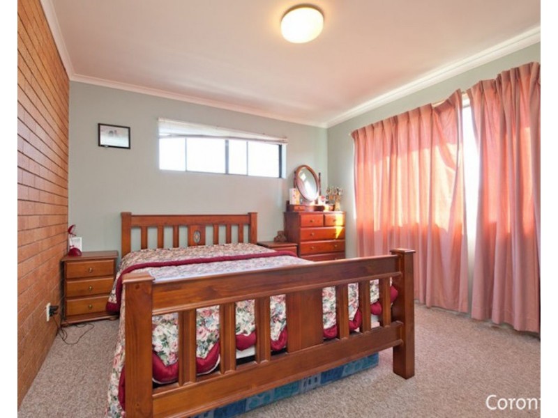 9/13 Landsborough Parade, Golden Beach QLD 4551