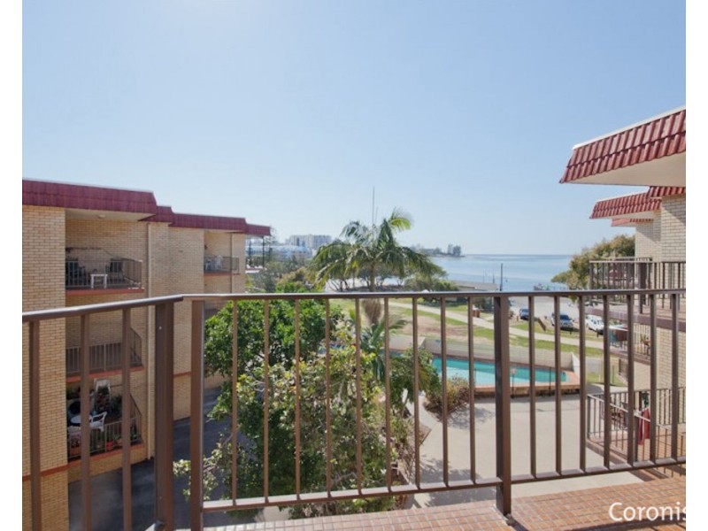 9/13 Landsborough Parade, Golden Beach QLD 4551