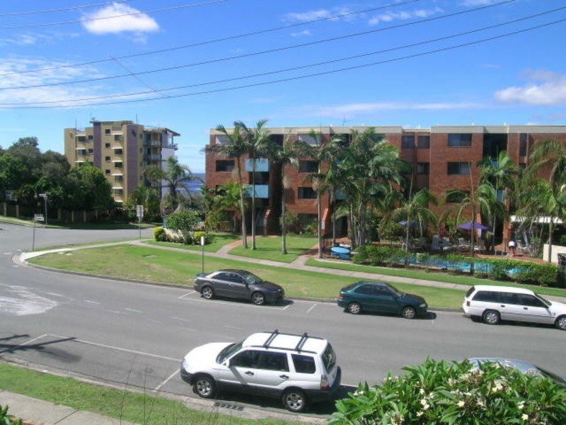 2/3 Cooma Terrace, Caloundra QLD 4551