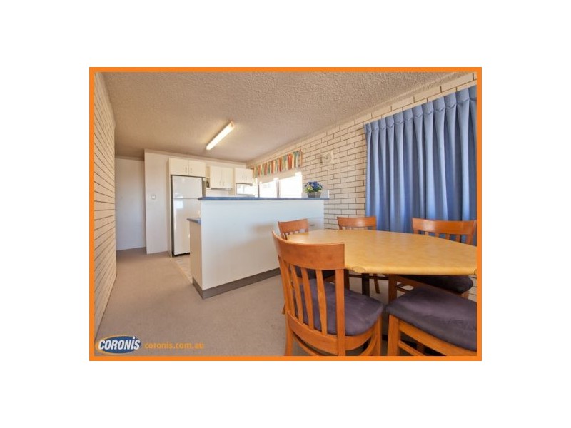 2/8 Mahia Terrace, Kings Beach QLD 4551