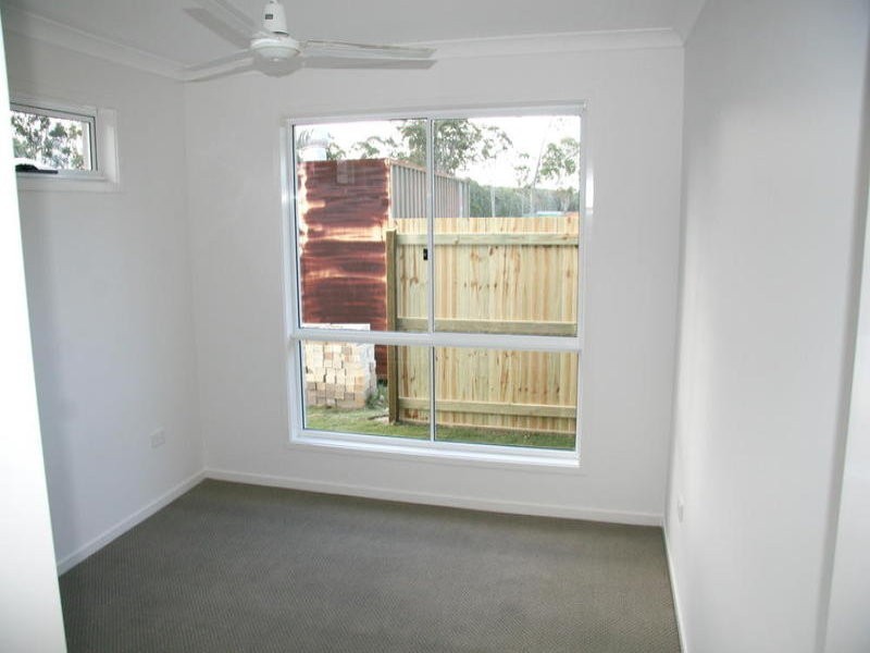 12 Cumberland Crescent, Meridan Plains QLD 4551