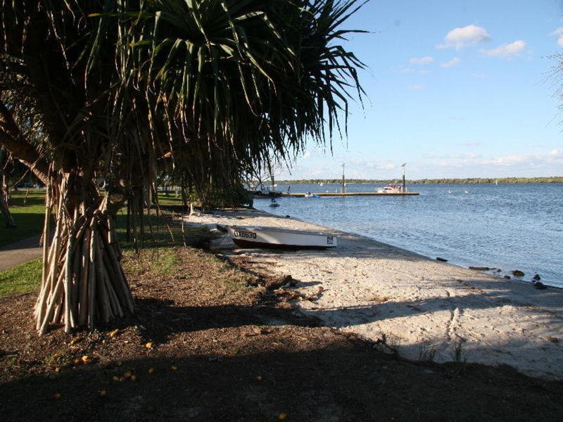 9 Lamerough Parade, Golden Beach QLD 4551