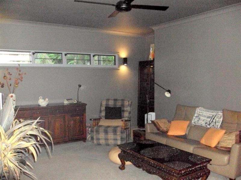 33 Dicky Beach Close, Dicky Beach QLD 4551