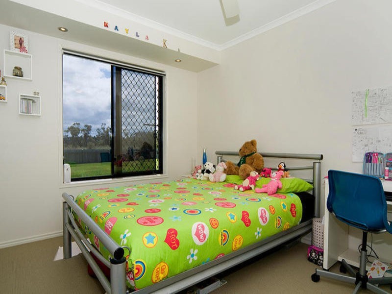 5 Daintree Boulevard, Little Mountain QLD 4551