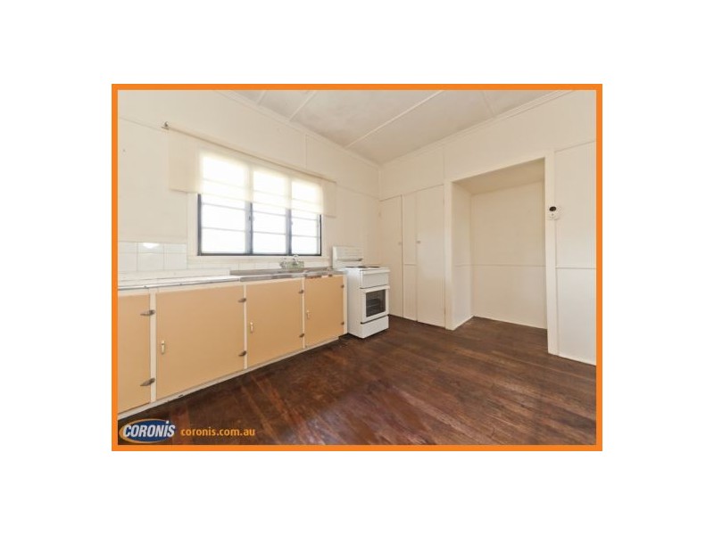 10 Kennedy Parade, Golden Beach QLD 4551