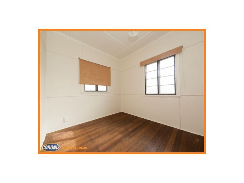 10 Kennedy Parade, Golden Beach QLD 4551