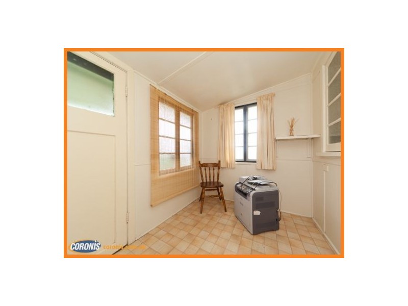 10 Kennedy Parade, Golden Beach QLD 4551