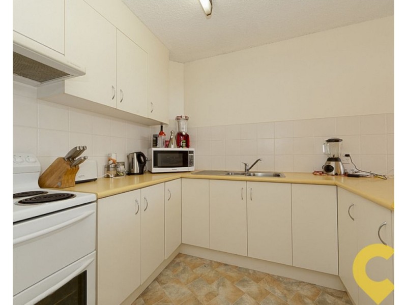 4/13 Landsborough Parade, Golden Beach QLD 4551