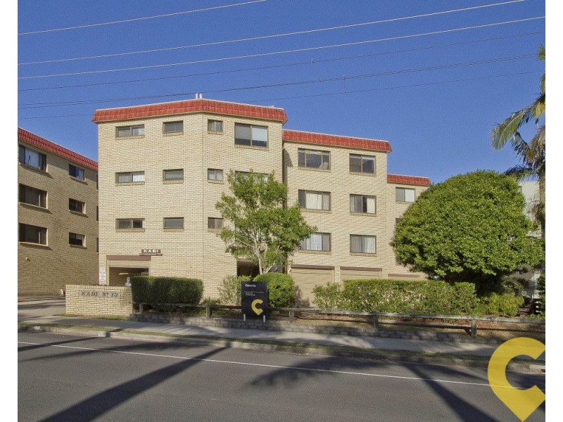 4/13 Landsborough Parade, Golden Beach QLD 4551