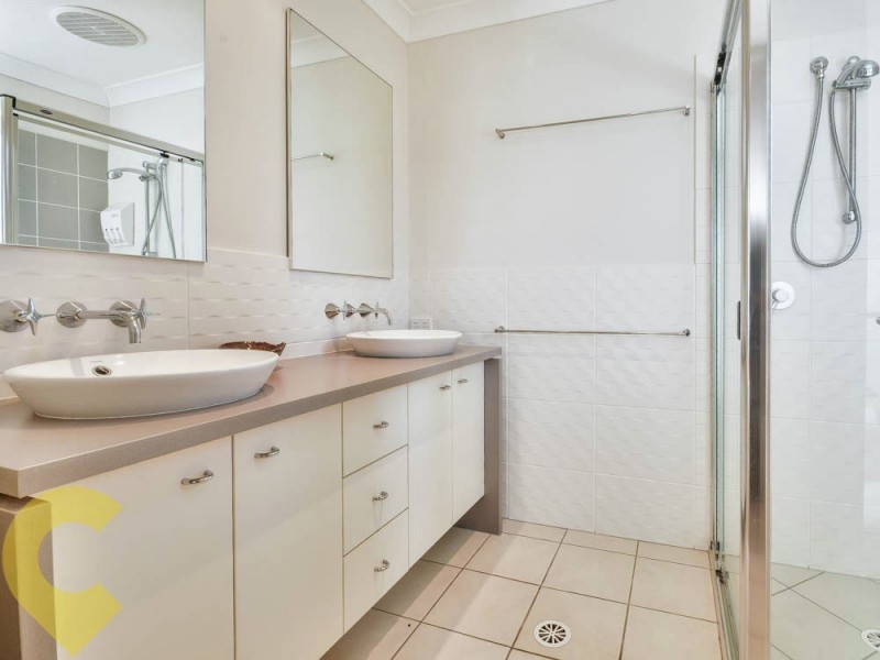 25 Little Mountain Drive, Little Mountain QLD 4551