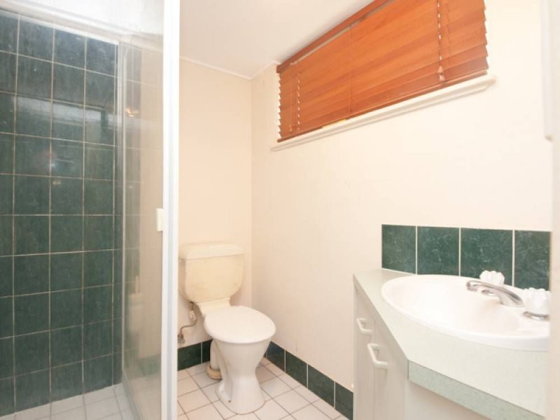 Unit 2/17 Mahia Terrace, Kings Beach QLD 4551