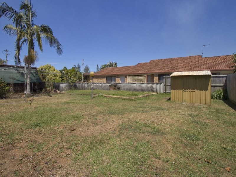 4 Maryann Street, Golden Beach QLD 4551