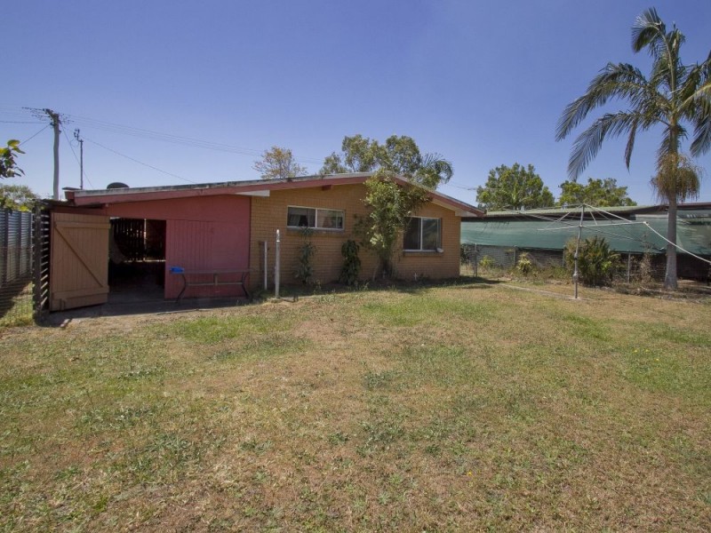 4 Maryann Street, Golden Beach QLD 4551