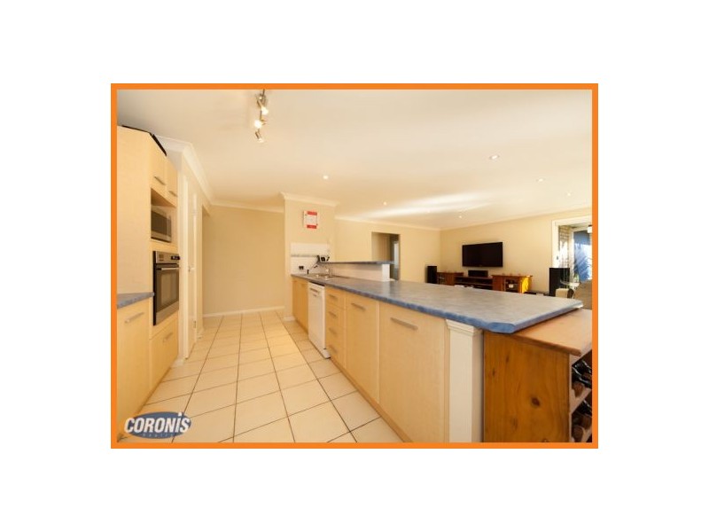 21 Shannon Crescent, Caloundra West QLD 4551
