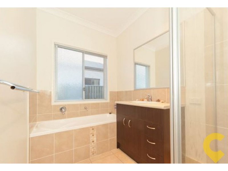 13 Eyre Place, Caloundra West QLD 4551