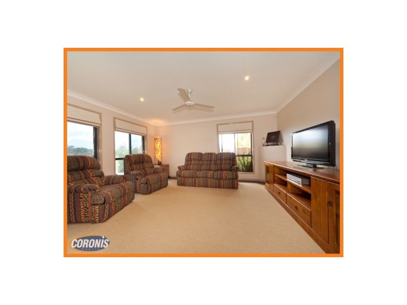 3 Valley View Court, Little Mountain QLD 4551