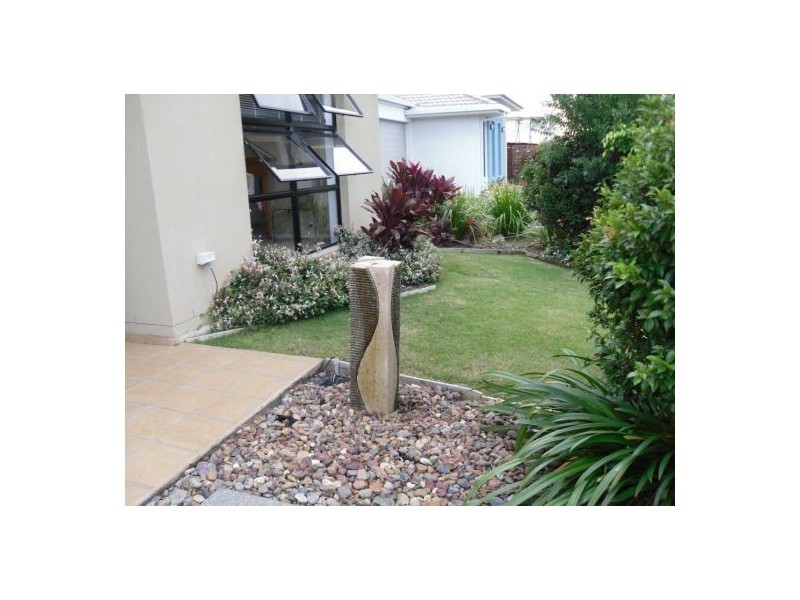 7 Liekefett Way, Little Mountain QLD 4551