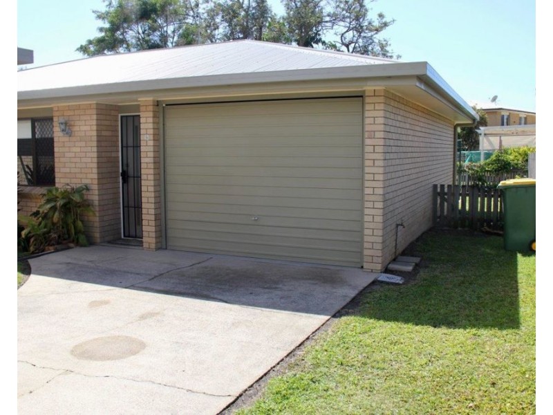 2/18 Matilda Cres, Battery Hill QLD 4551