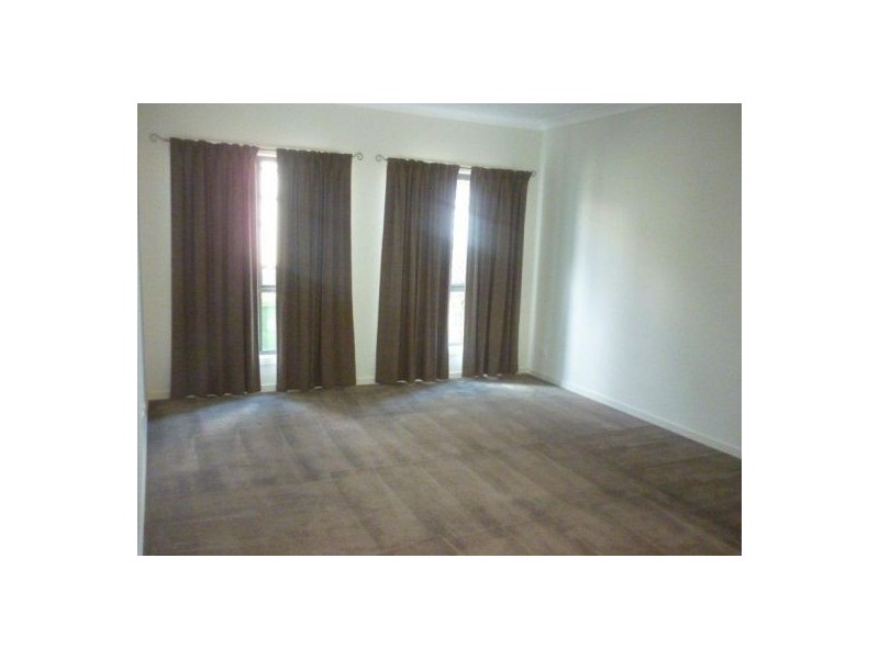 41 Hillview Street, Little Mountain QLD 4551