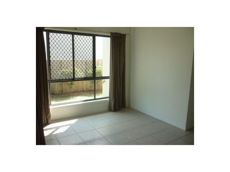 41 Hillview Street, Little Mountain QLD 4551