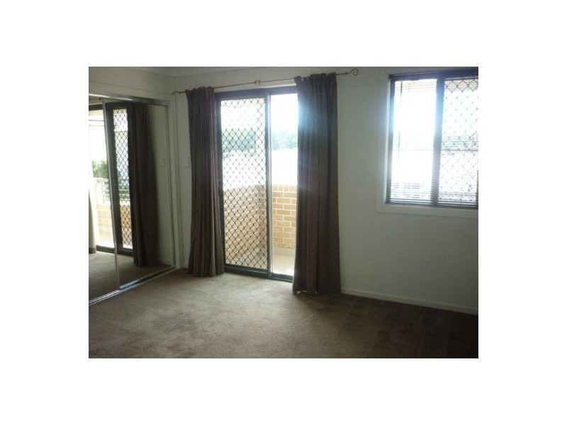 41 Hillview Street, Little Mountain QLD 4551