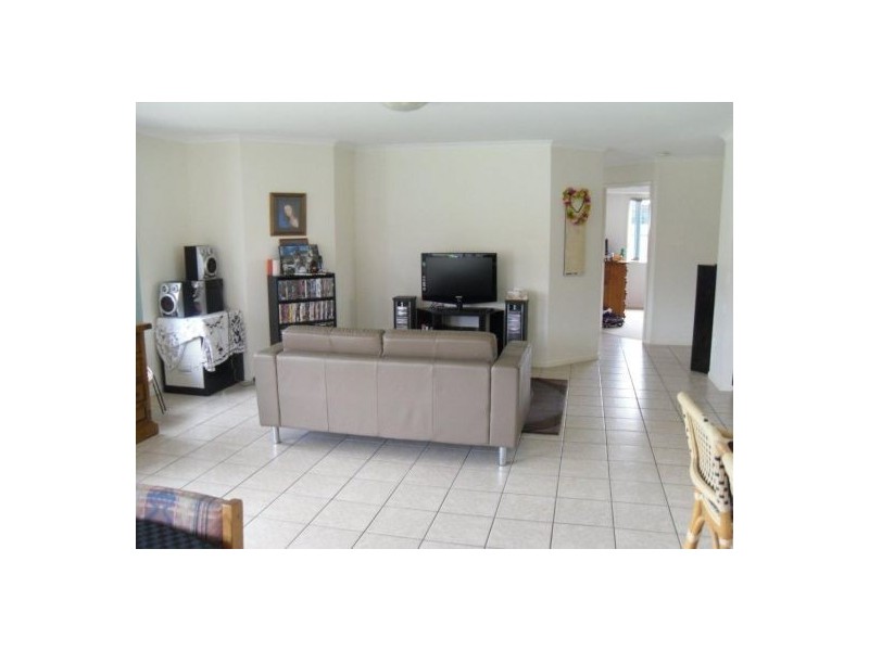 10 Traill Crescent, Currimundi QLD 4551