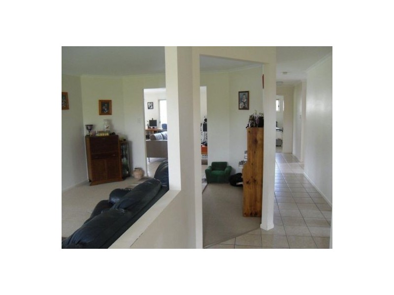 10 Traill Crescent, Currimundi QLD 4551