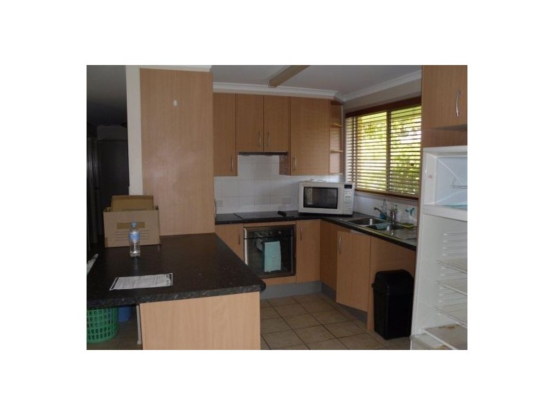 72  Beerburrum Street, Dicky Beach QLD 4551