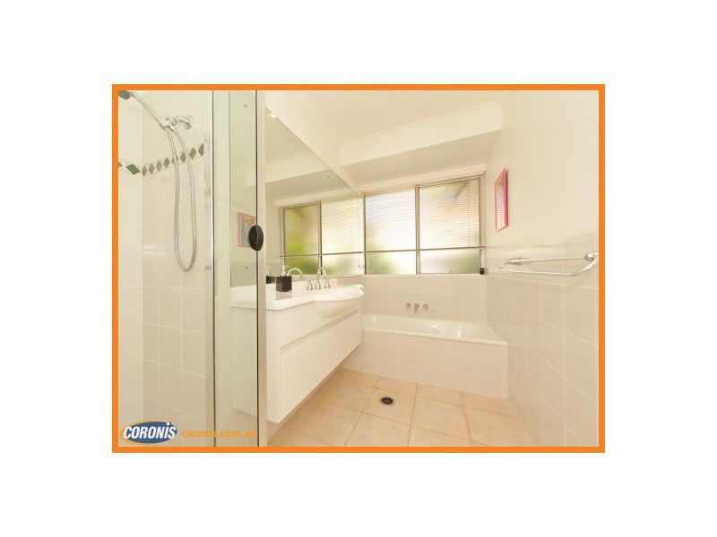 14 Schnappering Close, Pelican Waters QLD 4551