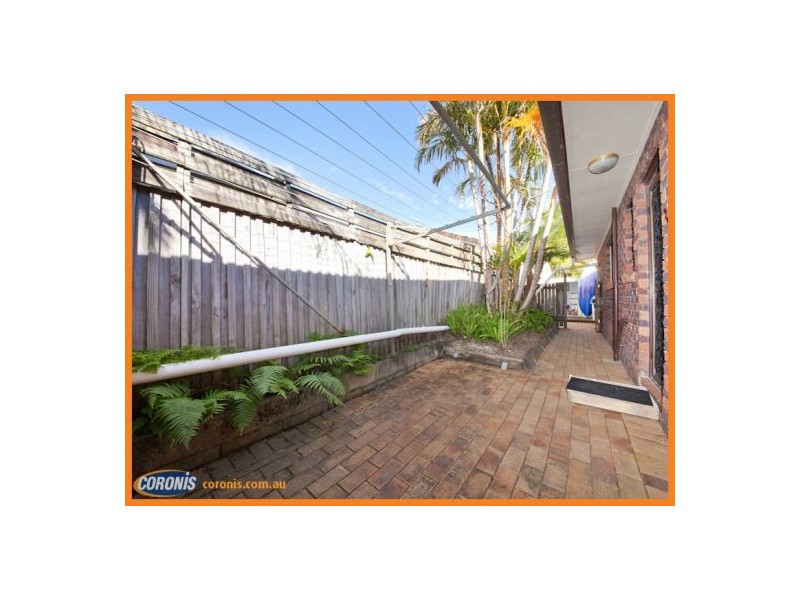 1A Lyon Street, Dicky Beach QLD 4551