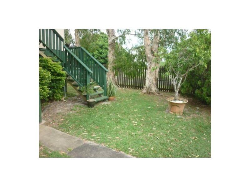 8 Earnshaw Street, Golden Beach QLD 4551