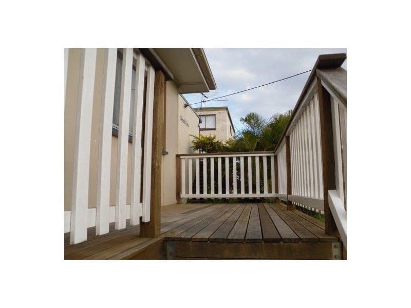 3 Mahia Terrace, Kings Beach QLD 4551