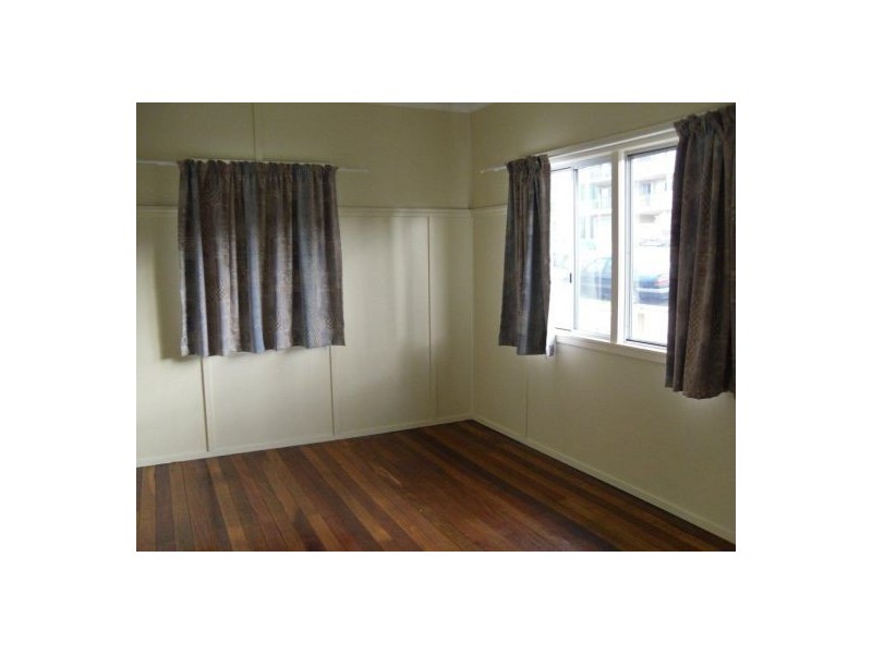 3 Mahia Terrace, Kings Beach QLD 4551