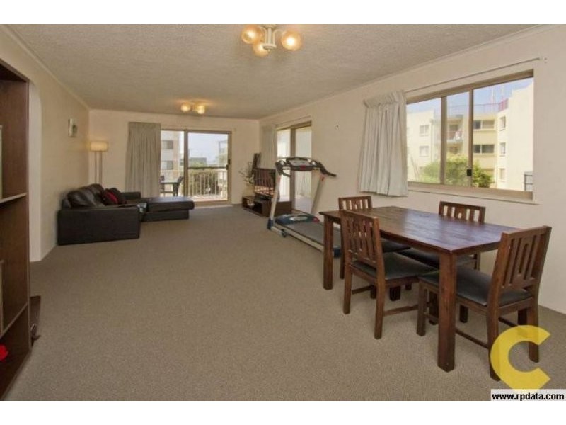 2/26 Moreton Parade, Kings Beach QLD 4551