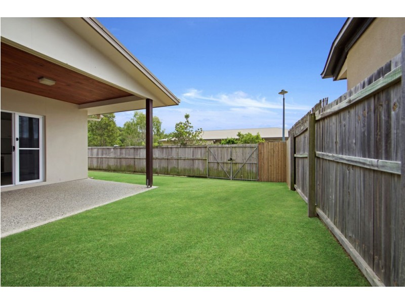 33 Northcote Crescent, Caloundra West QLD 4551