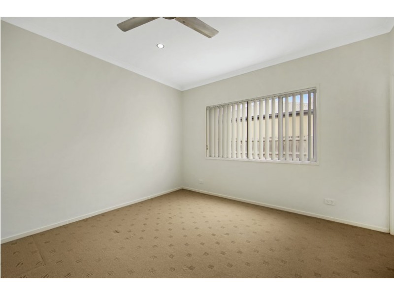 33 Northcote Crescent, Caloundra West QLD 4551