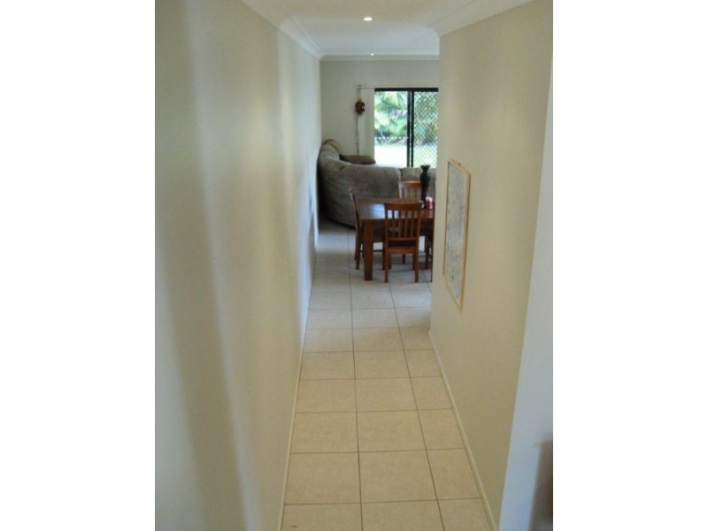 2/6 Borland Street, Caloundra QLD 4551