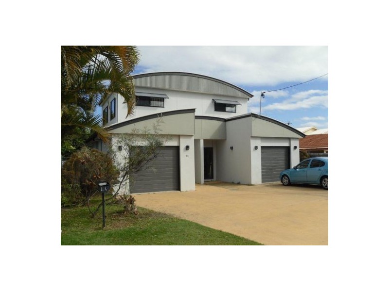 2/6 Borland Street, Caloundra QLD 4551