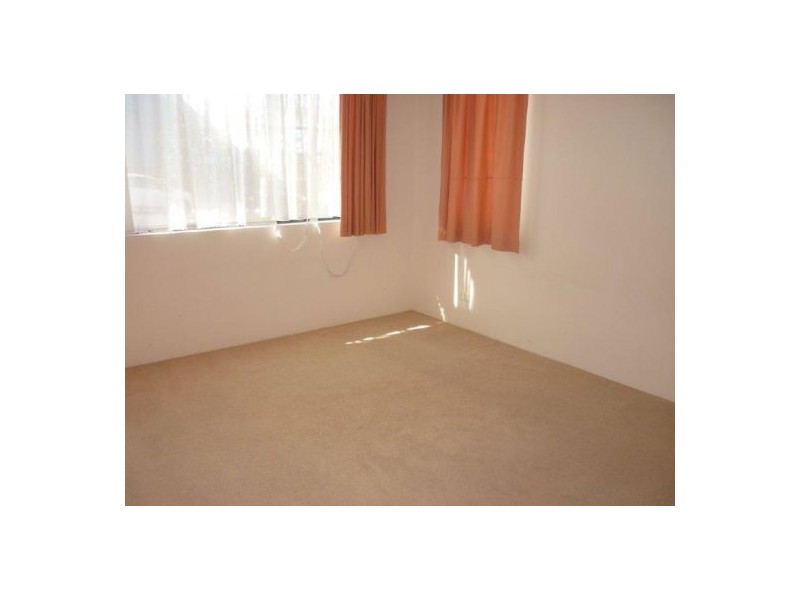 1/18 Canberra Tce, Caloundra QLD 4551