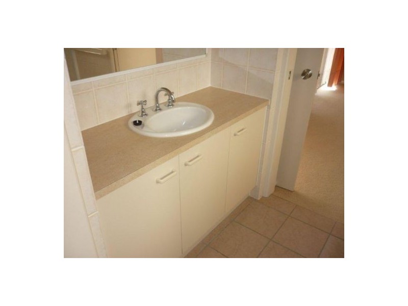 1/18 Canberra Tce, Caloundra QLD 4551