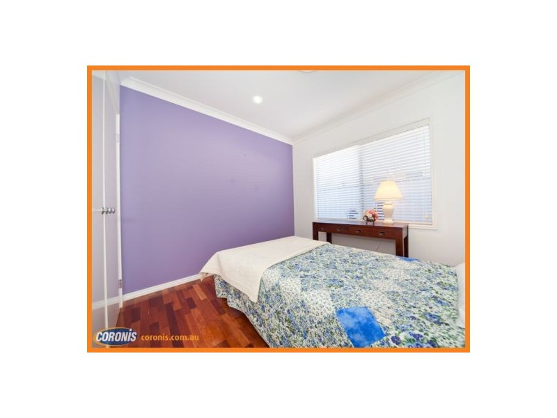 10 Hillview Crescent, Little Mountain QLD 4551