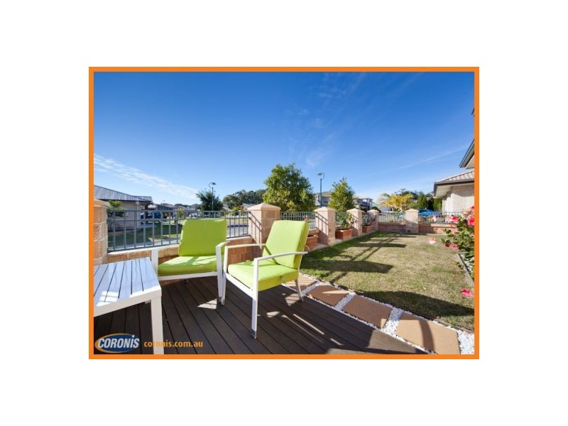 10 Hillview Crescent, Little Mountain QLD 4551