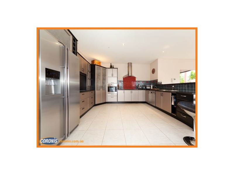 7 Midden Place, Pelican Waters QLD 4551