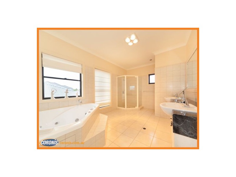 7 Midden Place, Pelican Waters QLD 4551