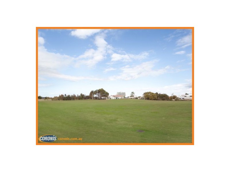10 Silky Oak Place, Pelican Waters QLD 4551