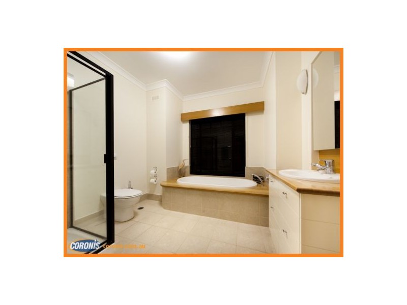 5 Tripcony Court, Pelican Waters QLD 4551