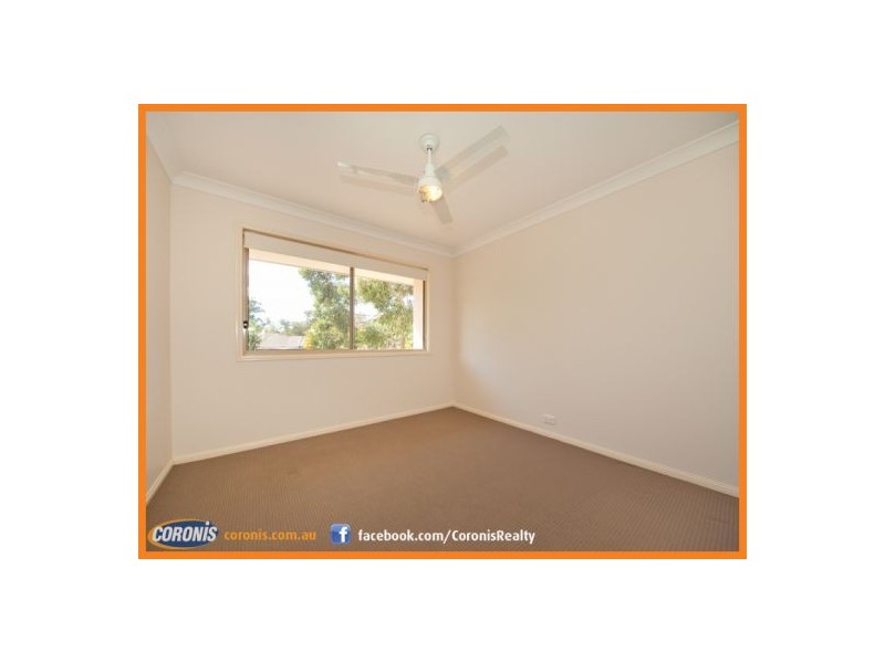 1 Hillside Court, Little Mountain QLD 4551