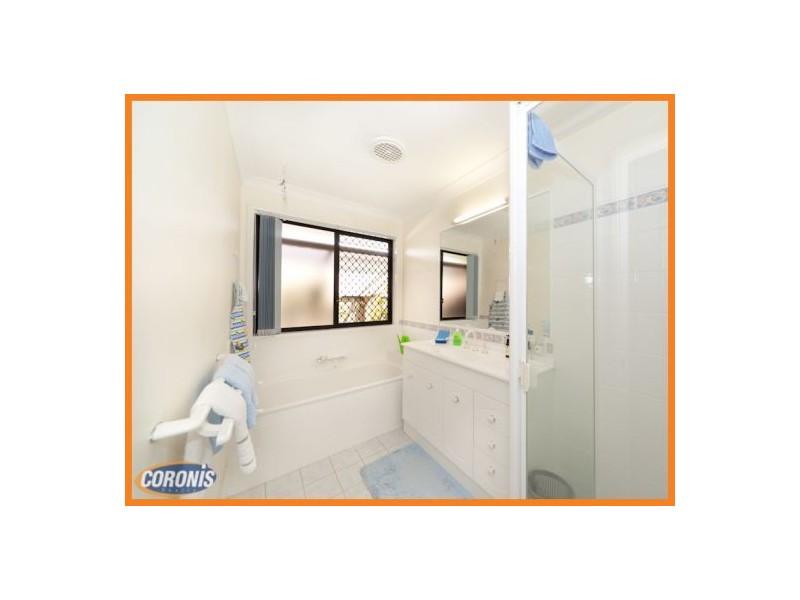 8 Clunie Street, Caloundra West QLD 4551