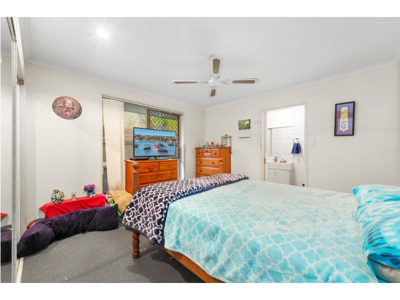 9 Redleaf Court, Currimundi QLD 4551